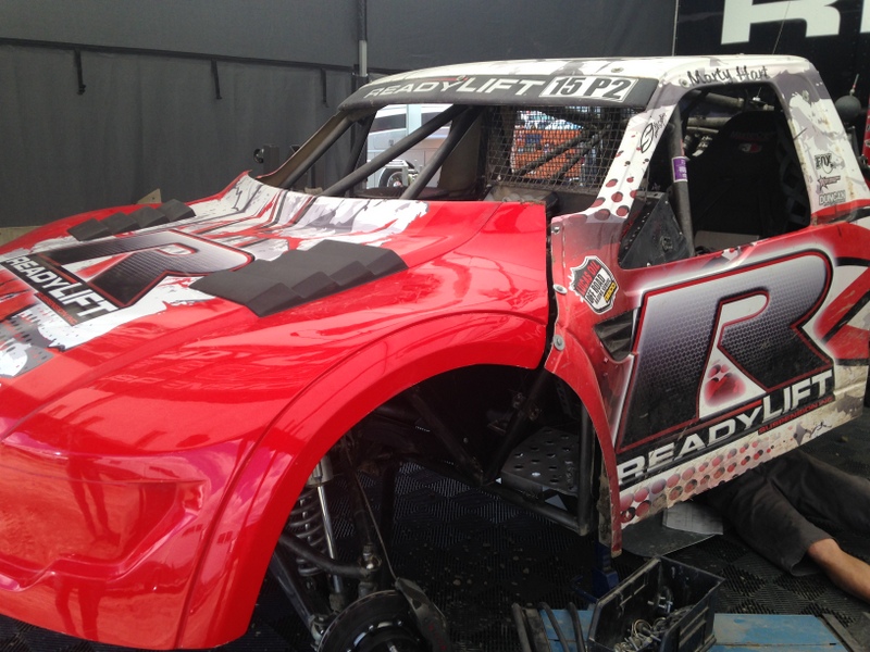 A Tough Weekend for Marty Hart & Team ReadyLIFT at LOORRS Lake Elsinore