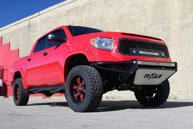 Midwest Customs Toyota Tundra ReadyLIFT Suspension
