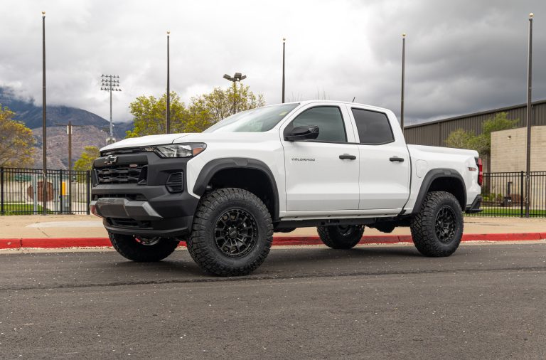 ReadyLIFT New SST Lift Kits for 2023-2026 Chevrolet Colorado & GMC ...