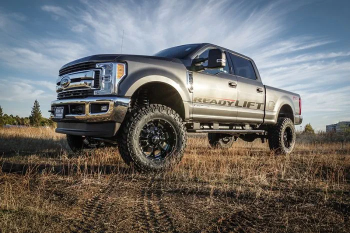 Readylift 11 22 Ford F250 F350 Super Duty 4wd 6 5 Lift Kit With Shocks For One Piece Drive Shaft